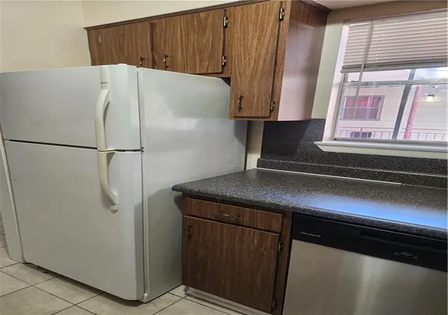 Photo 4 of Condo for sale at 2500 Houma Blvd #323, Metairie, LA 70001 | MLS# 2573364 | Listing updated on 2026-10-01