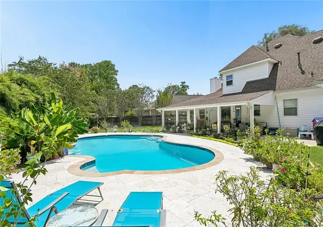 Photo 2 of Single family home for sale at 1412 Sweet Bay Ct, Covington, LA 70433 | MLS# 2573398 | Listing updated on 2026-09-17