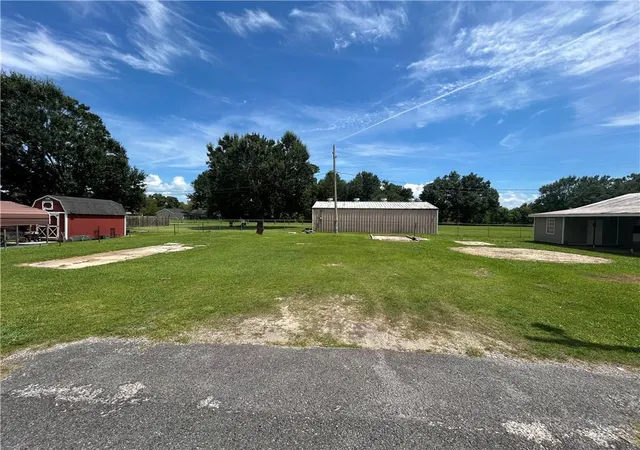 Photo 2 of Land for sale at 111 Butler St, Thibodaux, LA 70301 | MLS# 2573578 | Listing updated on 2026-09-12
