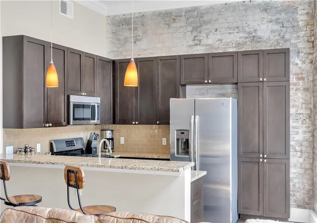 Photo 3 of Condo for sale at 220 Decatur St #404, New Orleans, LA 70130 | MLS# 2573875 | Listing updated on 2026-09-10