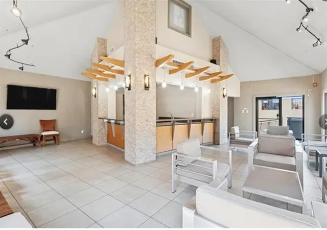 Photo 3 of Condo for sale at 333 Julia St #227, New Orleans, LA 70130 | MLS# 2573976 | Listing updated on 2026-08-31