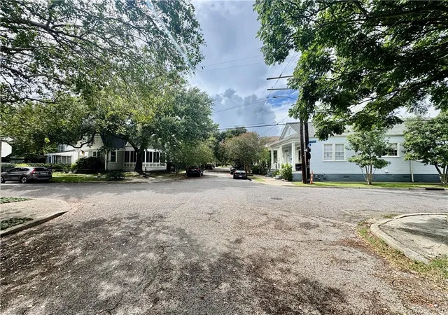 Photo 3 of Multi family home for sale at 3001 03 Bell St, New Orleans, LA 70119 | MLS# 2574686 | Listing updated on 2026-09-16