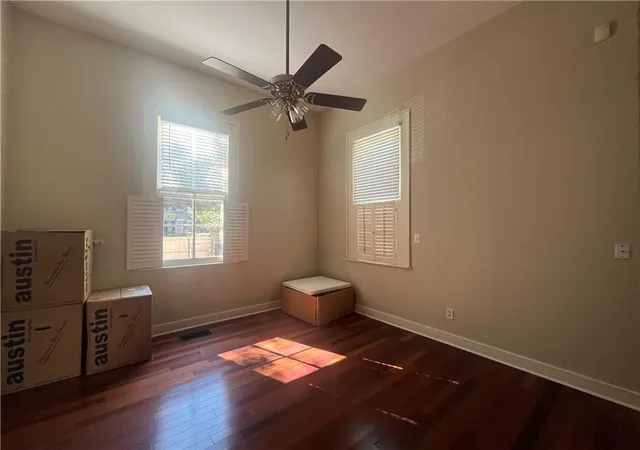 Photo 3 of Single family home for sale at 2731 Chestnut St, New Orleans, LA 70130 | MLS# 2574966 | Listing updated on 2026-09-08