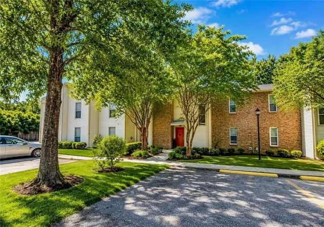 Condo for sale at 207 Parkview Blvd #207, Mandeville, LA 70471 | MLS# 2573955