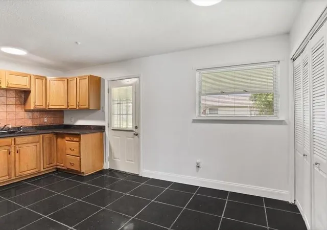Photo 3 of Single family home for sale at 3040 Sorbonne Dr, Marrero, LA 70072 | MLS# 2574834 | Listing updated on 2026-08-31
