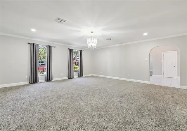 Photo 4 of Single family home for sale at 800 Crystal St, New Orleans, LA 70124 | MLS# 2574799 | Listing updated on 2026-09-19