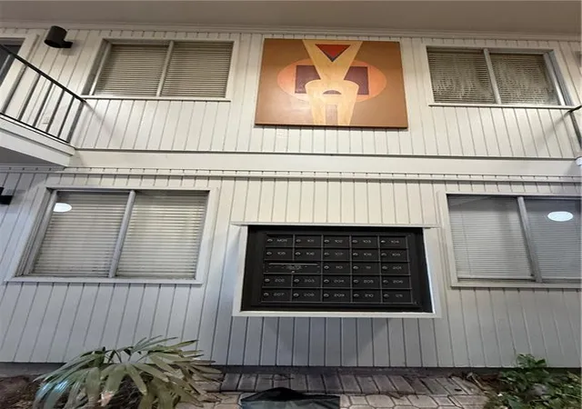 Photo 12 of Multi family home for sale at 3107 Orris Ln, Metairie, LA 70002 | MLS# 2575099 | Listing updated on 2026-09-01