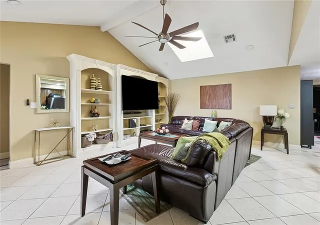 Photo 2 of Single family home for sale at 7171 Wayside Dr, New Orleans, LA 70128 | MLS# 2572043 | Listing updated on 2026-09-03