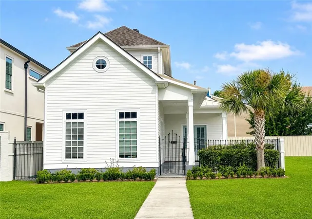 Photo 1 of Single family home for sale at 54 Palmetto, Kenner, LA 70065 | MLS# 2575140 | Listing updated on 2026-09-05