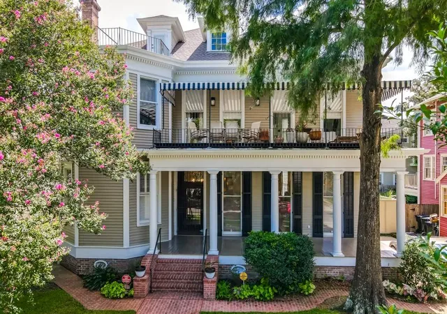 Photo 3 of Condo for sale at 1821 Milan St #B, New Orleans, LA 70115 | MLS# 2574968 | Listing updated on 2026-10-06