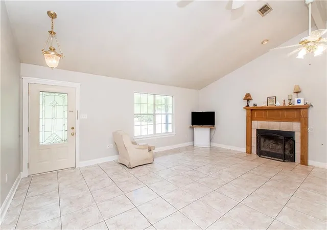 Photo 4 of Single family home for sale at 14259 Highway 22, Ponchatoula, LA 70454 | MLS# 2575222 | Listing updated on 2026-09-08