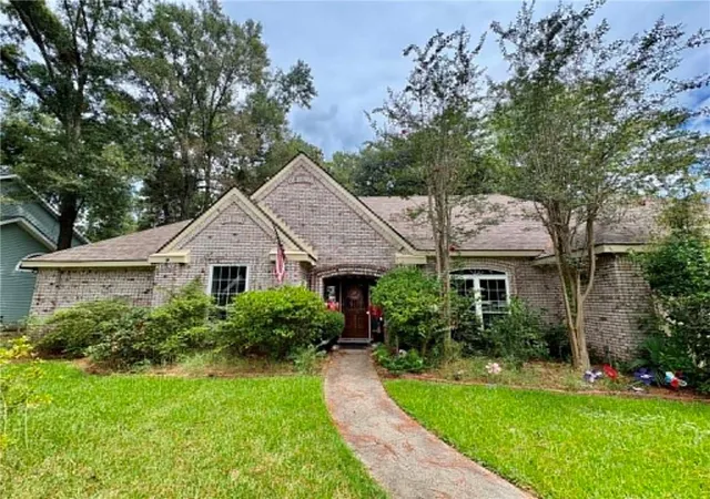Photo 1 of Single family home for sale at 255 S Lotus Dr, Mandeville, LA 70471 | MLS# 2575212 | Listing updated on 2026-09-12