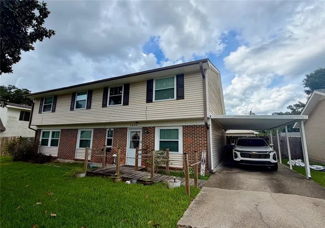 Photo 1 of Single family home for sale at 3803 Ole Miss Dr, Kenner, LA 70065 | MLS# 2575285 | Listing updated on 2026-09-21