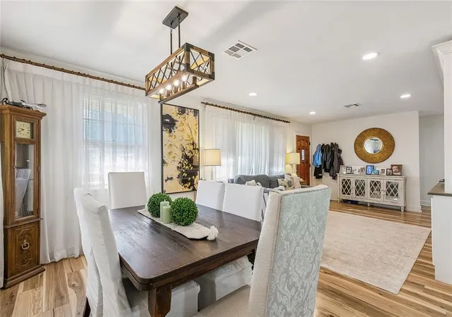 Photo 3 of Single family home for sale at 160 W Henfer Ave, River Ridge, LA 70123 | MLS# 2574843 | Listing updated on 2026-09-02