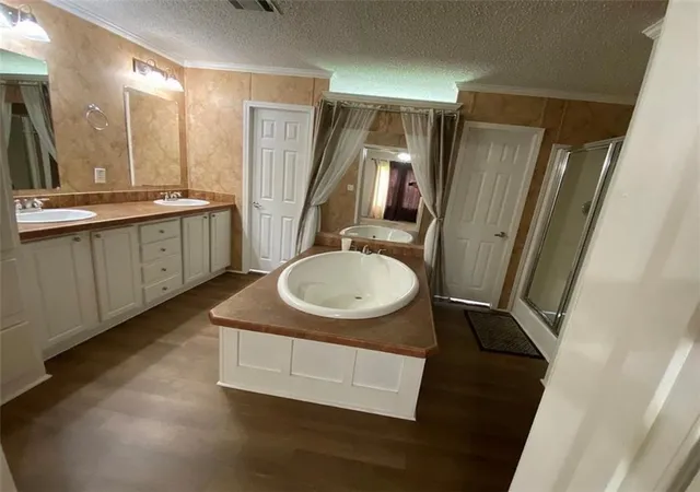 Photo 14 of Single family home for sale at 102 S Dennis St, Thibodaux, LA 70301 | MLS# 2575059 | Listing updated on 2026-09-08