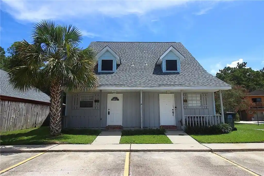 Listing Photo 1 - Condo for sale in 166 Vlg Dr located at 166 Vlg Dr, Slidell, LA 70461 - Unit #166