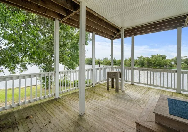 Photo 4 of Townhouse for sale at 15 Pl Lafitte, Madisonville, LA 70447 | MLS# 2570875 | Listing updated on 2026-09-23