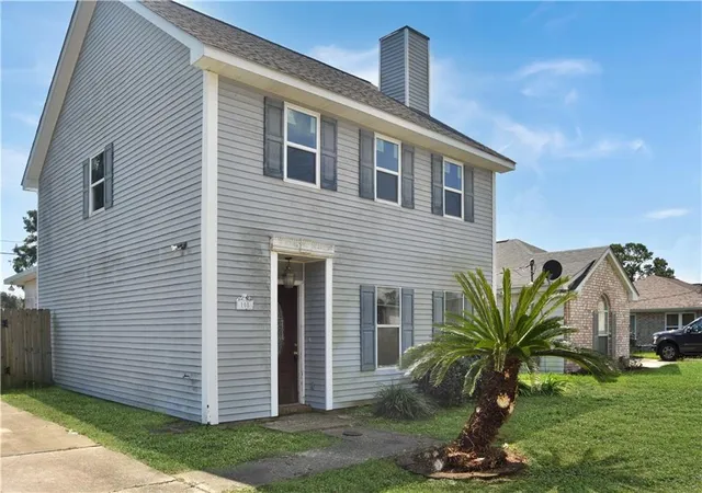 Photo 3 of Single family home for sale at 108 River Point Dr, Destrehan, LA 70047 | MLS# 2575085 | Listing updated on 2026-09-15