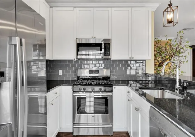 Photo 3 of Condo for sale at 220 Decatur St #405, New Orleans, LA 70130 | MLS# 2575346 | Listing updated on 2026-09-02