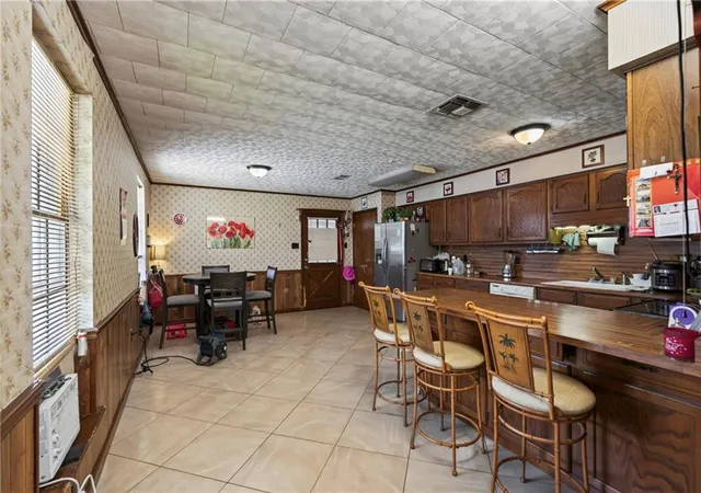 Photo 3 of Single family home for sale at 1832 Redwood Dr, Harvey, LA 70058 | MLS# 2575374 | Listing updated on 2026-09-02