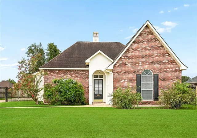 Photo 1 of Single family home for sale at 12246 Dove Holw Dr, Denham Springs, LA 70726 | MLS# 2574226 | Listing updated on 2026-09-04