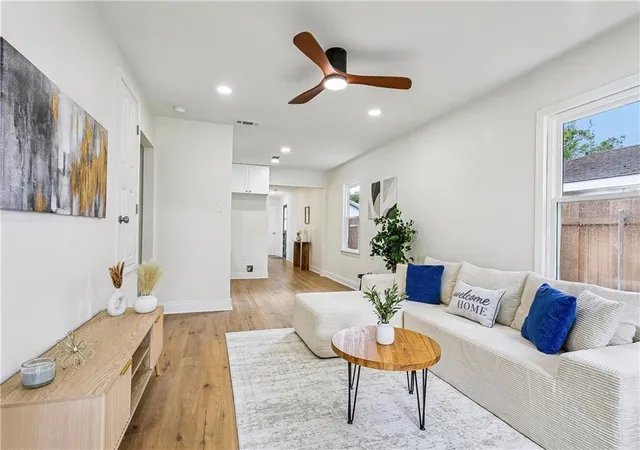 Photo 3 of Sale Pending at 308 Florida St, River Ridge, LA 70123 | MLS# 2575415 | Listing updated on 2026-09-07