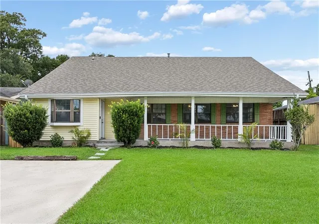 Single family home for sale at 2639 Roosevelt Blvd, Kenner, LA 70062 | MLS# 2574698