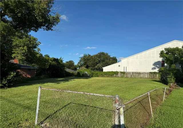 Photo 3 of Land for sale at 1455 S Wilson Ave, Metairie, LA 70003 | MLS# 2575438 | Listing updated on 2026-09-14