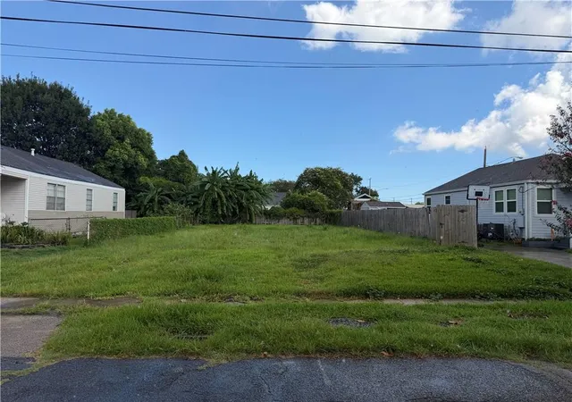 Land for sale at 3005 D'aquin St, Jefferson, LA 70121 | MLS# 2575063