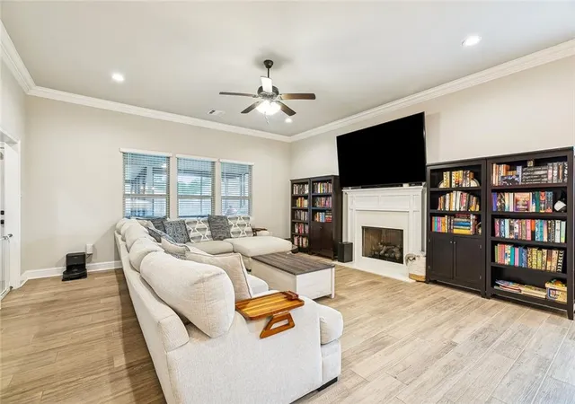 Photo 3 of Single family home for sale at 42470 Salt Grass Dr, Ponchatoula, LA 70454 | MLS# 2574752 | Listing updated on 2026-09-04