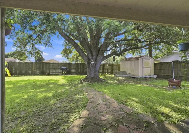 Photo 3 of Single family home for sale at 3149 Arbutus Ln, Marrero, LA 70072 | MLS# 2575512 | Listing updated on 2026-10-06