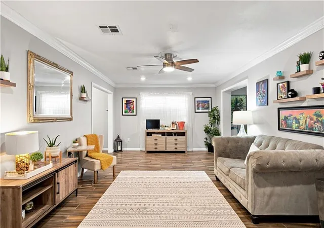 Photo 2 of Single family home for sale at 705 Saint Andrews Blvd, La Place, LA 70068 | MLS# 2575520 | Listing updated on 2026-09-05