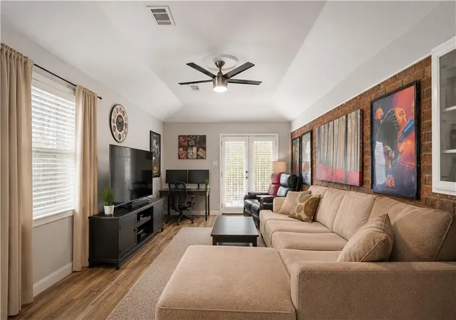 Photo 3 of Single family home for sale at 705 Saint Andrews Blvd, La Place, LA 70068 | MLS# 2575520 | Listing updated on 2026-09-05