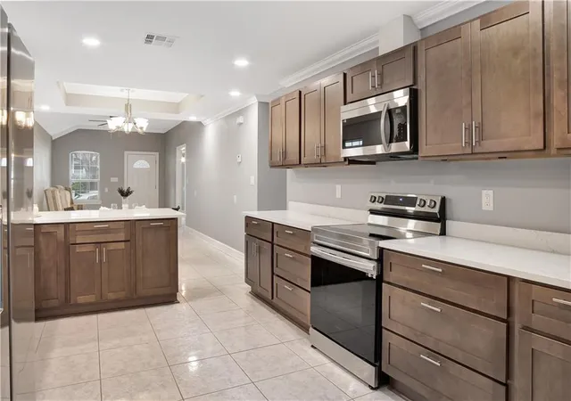 Photo 3 of Single family home for sale at 4516 Duplessis St, New Orleans, LA 70122 | MLS# 2572766 | Listing updated on 2026-09-03