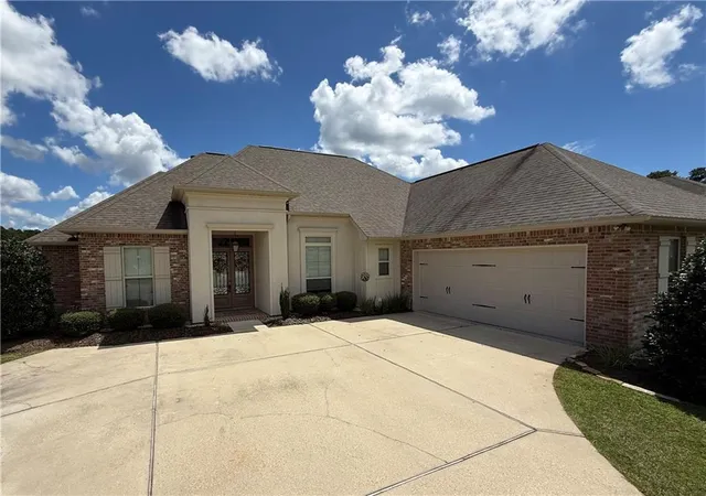 Photo 3 of Single family home for sale at 1513 Periwinkle Ct, Madisonville, LA 70447 | MLS# 2574641 | Listing updated on 2026-09-09