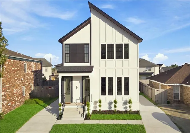 Photo 1 of Multi family home for sale at 3508 10 Evangeline Dr, Chalmette, LA 70043 | MLS# 2574779 | Listing updated on 2026-10-06