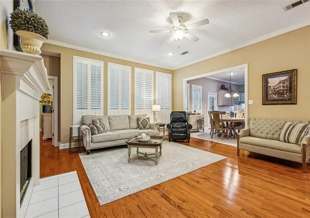 Photo 4 of Single family home for sale at 429 Westwood Dr, Mandeville, LA 70471 | MLS# 2575484 | Listing updated on 2026-09-18