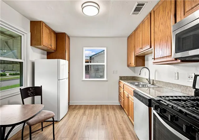 Photo 2 of Single family home for sale at 212 N Lester Ave, Metairie, LA 70003 | MLS# 2575575 | Listing updated on 2026-09-22