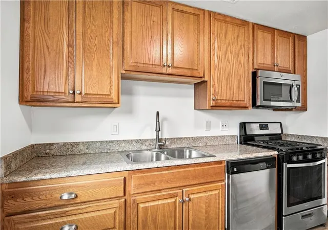 Photo 3 of Single family home for sale at 212 N Lester Ave, Metairie, LA 70003 | MLS# 2575575 | Listing updated on 2026-09-22