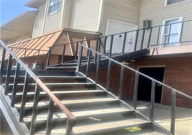 Photo 2 of Condo for sale at 2509 Giuffrias Ave #811, Metairie, LA 70002 | MLS# 2575106 | Listing updated on 2026-09-21