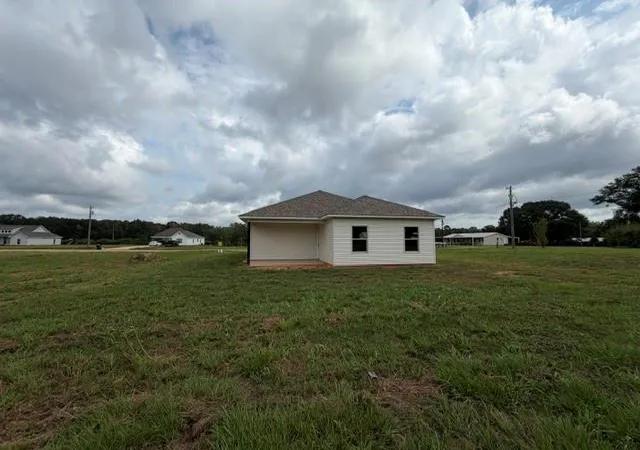 Photo 11 of Single family home for sale at 40690 Burton Ln, Franklinton, LA 70438 | MLS# 2575608 | Listing updated on 2026-10-05