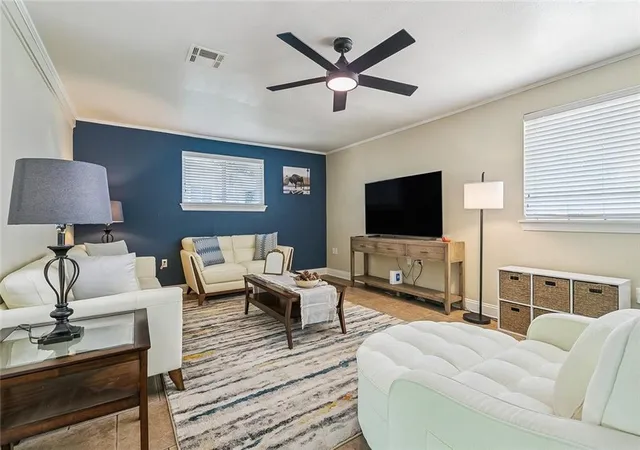 Photo 2 of Single family home for sale at 1313 Chickasaw Ave, Metairie, LA 70005 | MLS# 2575620 | Listing updated on 2026-09-25