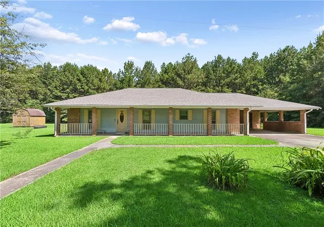 Photo 1 of Single family home for sale at 19207 Carters Ln, Hammond, LA 70403 | MLS# 2575406 | Listing updated on 2026-09-04
