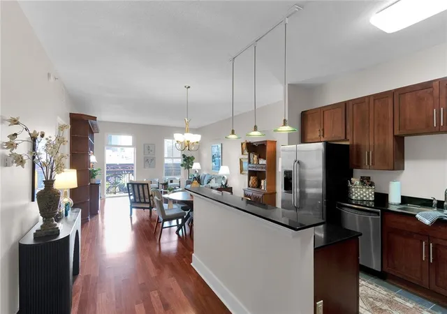 Listing Photo 5 - Condo for sale in building located at 450 John Churchill Chase St, New Orleans, LA 70130 - Unit #304
