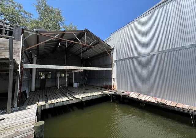 Photo 3 of Single family home for sale at 162 S Roadway St, New Orleans, LA 70124 | MLS# 2575656 | Listing updated on 2026-09-24
