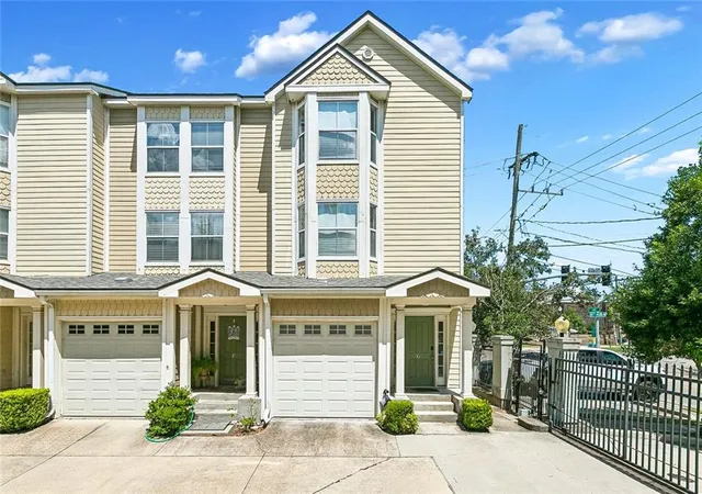 Condo for sale at 1436 Lake Ave #G, Metairie, LA 70005 | MLS# 2575579