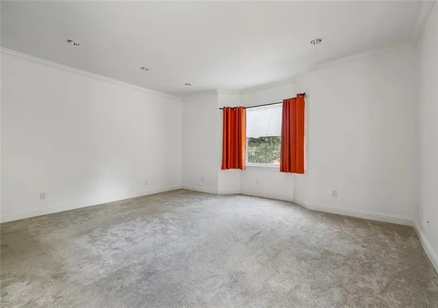 Photo 3 of Condo for sale at 1436 Lake Ave #G, Metairie, LA 70005 | MLS# 2575579 | Listing updated on 2026-09-04