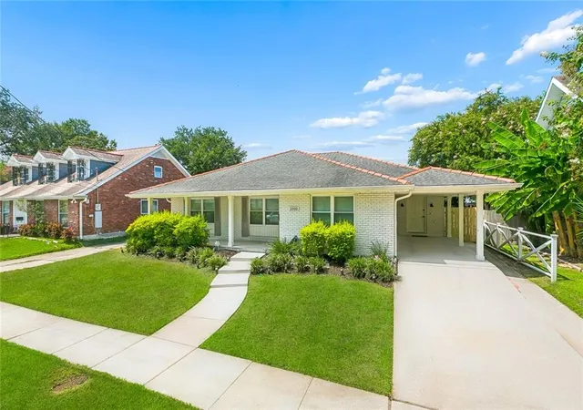 Photo 2 of Single family home for sale at 2900 Belmont Pl, Metairie, LA 70002 | MLS# 2575293 | Listing updated on 2026-10-03