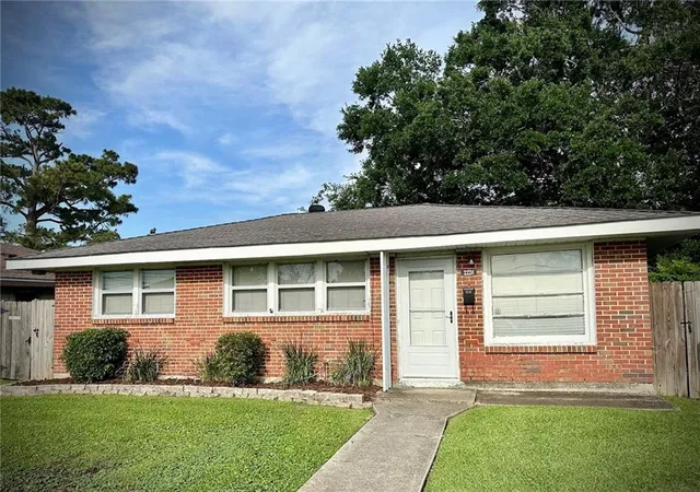 Photo 1 of Single family home for sale at 2228 Kentucky Ave, Kenner, LA 70062 | MLS# 2575757 | Listing updated on 2026-10-06