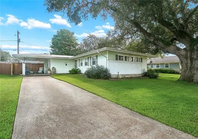 Photo 1 of Single family home for sale at 3617 Page Dr, Metairie, LA 70003 | MLS# 2575777 | Listing updated on 2026-09-04